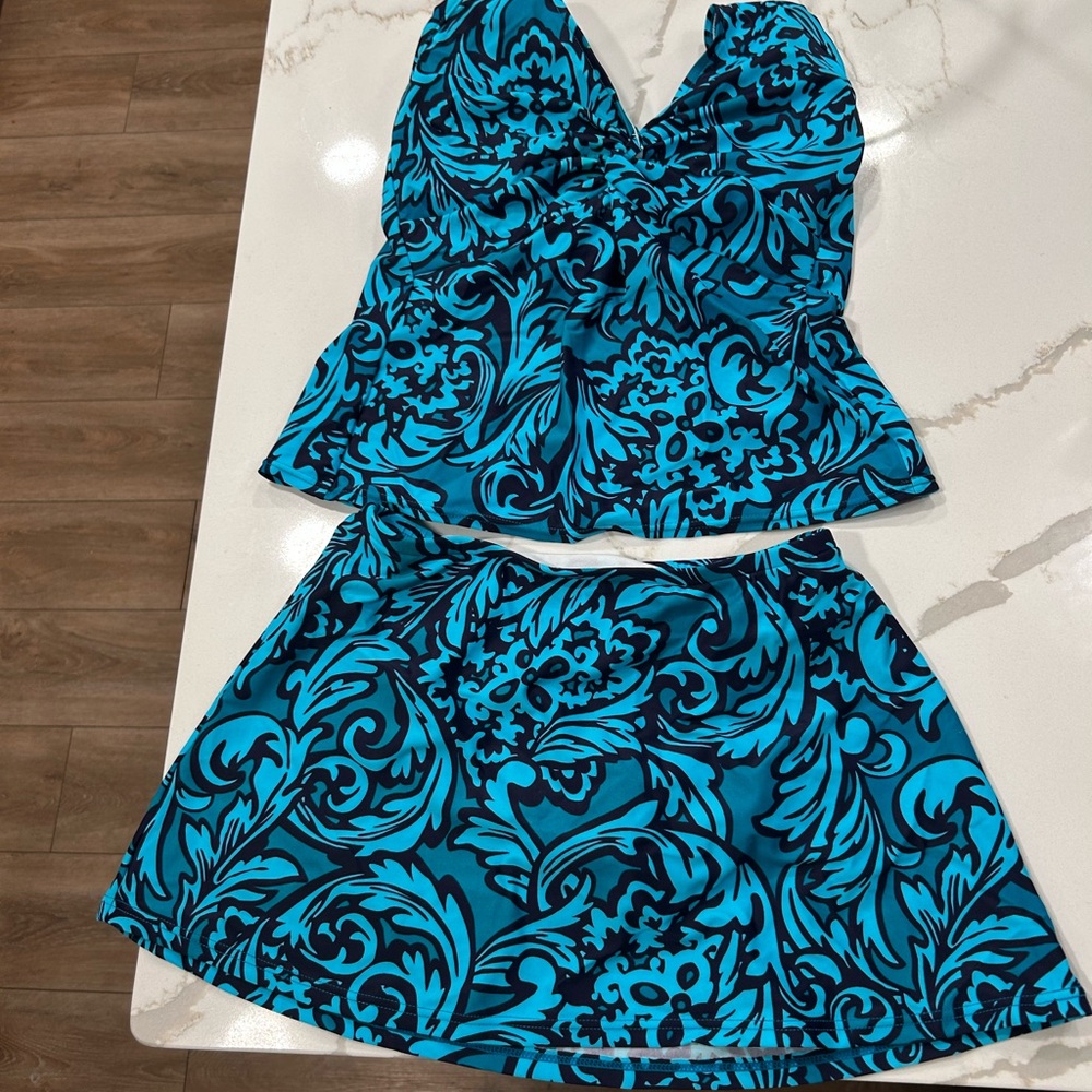 3 sets of swimwear - 2 piece set (6 pieces in total)